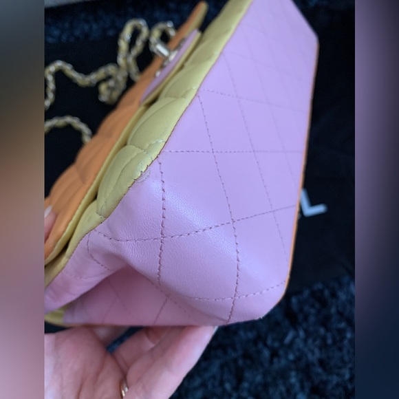 Chanel classic medium double flap bag - Picture 16 of 16